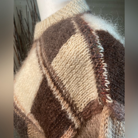 Women’s Large Mohair? Oversized Square Patterned Long Sweater Warm Colours - Picture 6 of 6